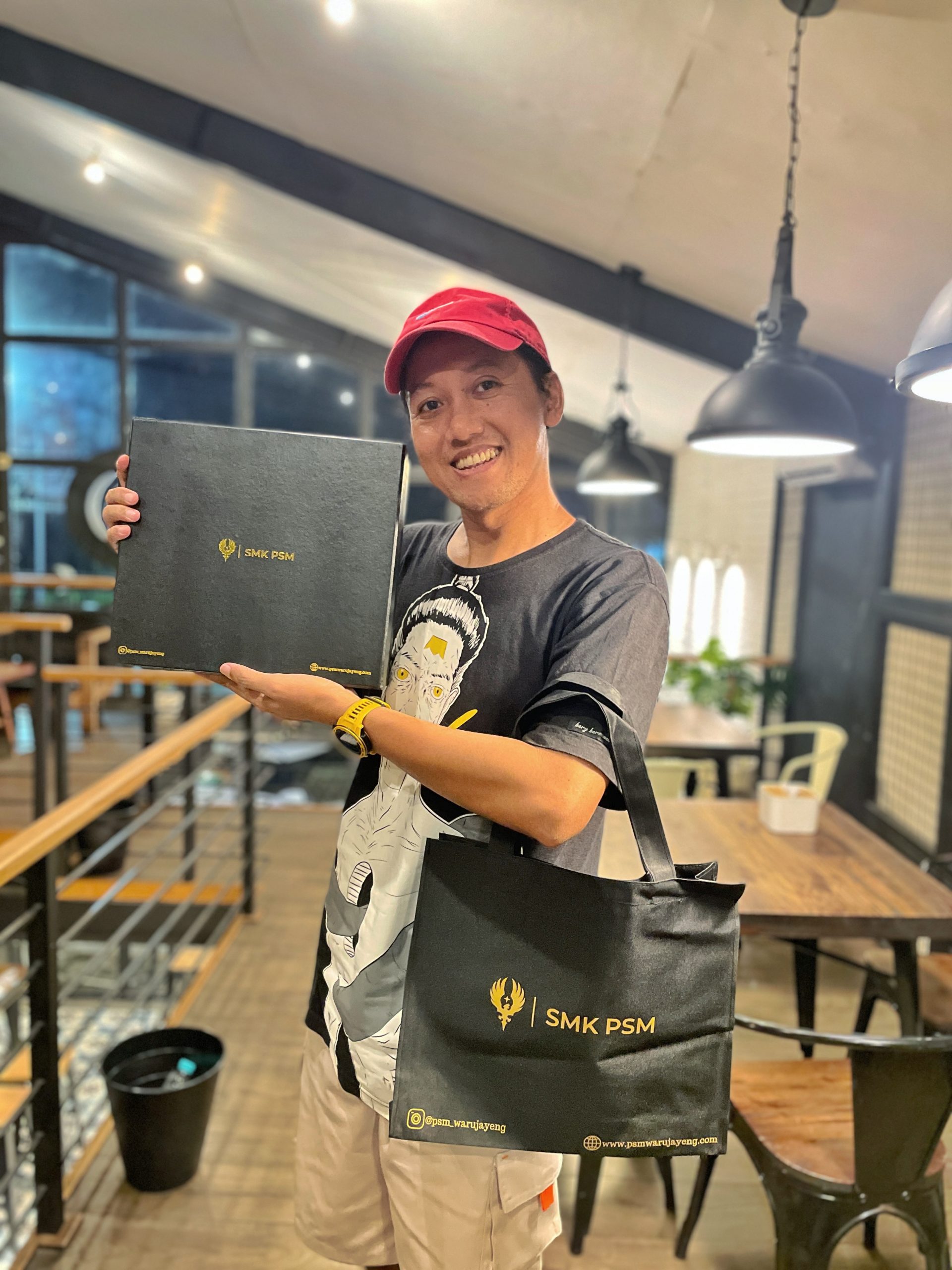 Bingkisan PSM Warujayeng