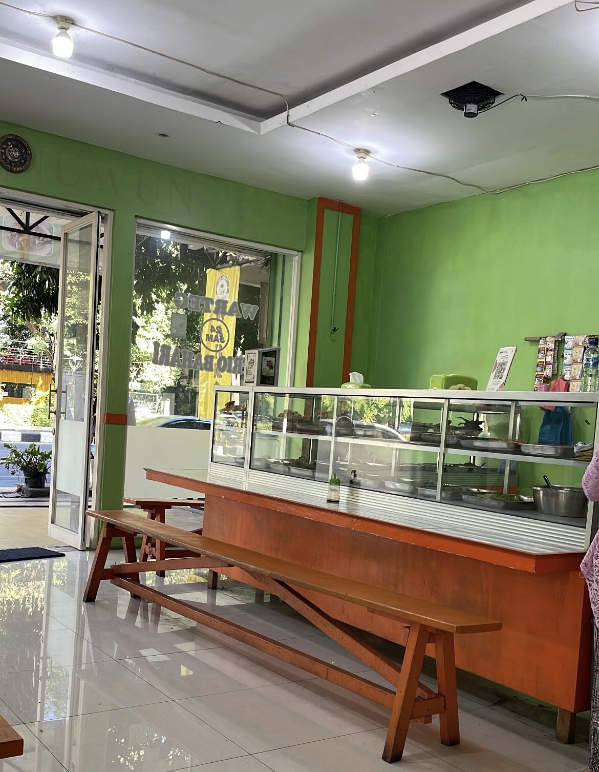 Warteg Sebelah My Studio Hotel