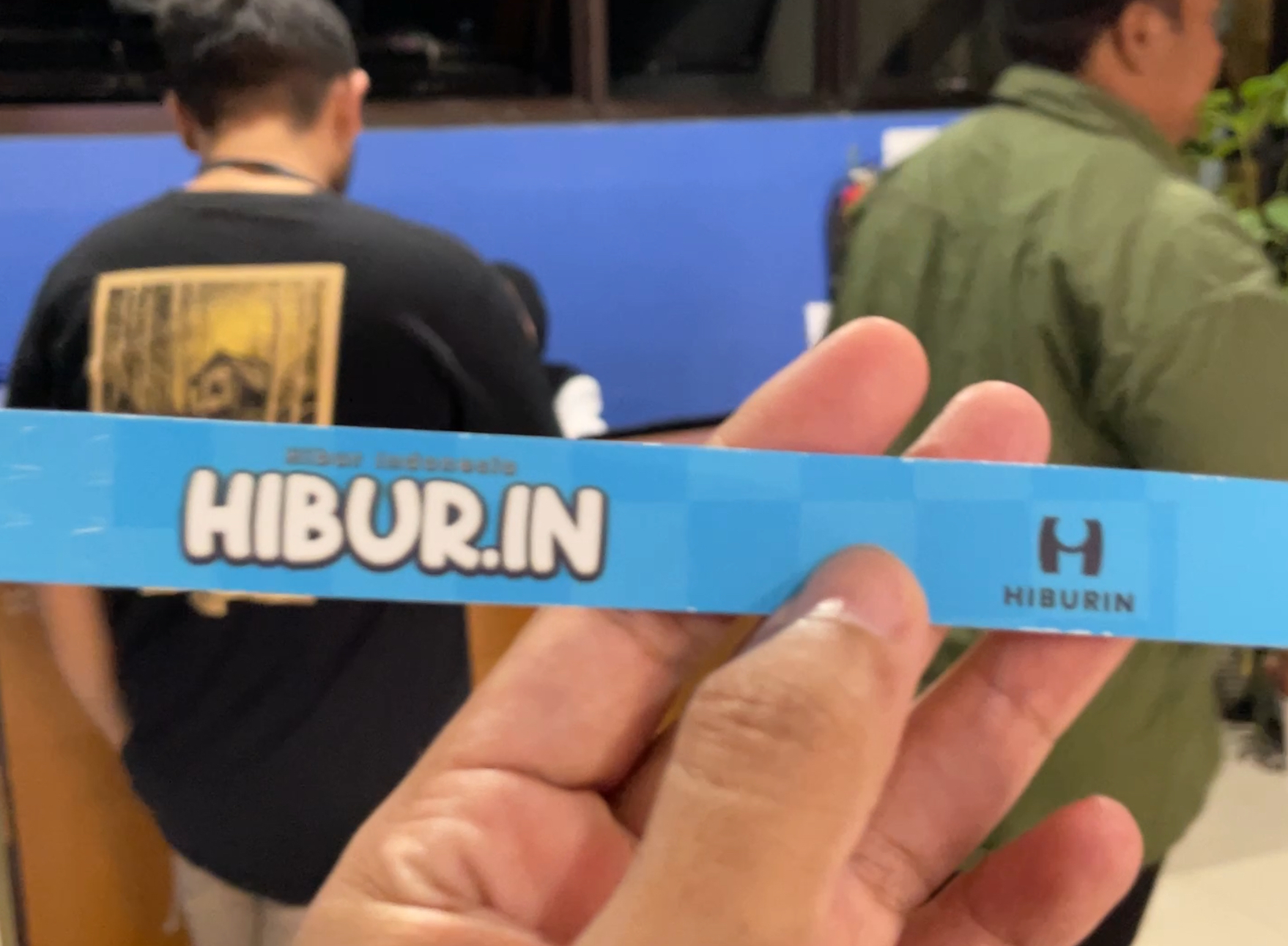 Gelang tiket Hiburin