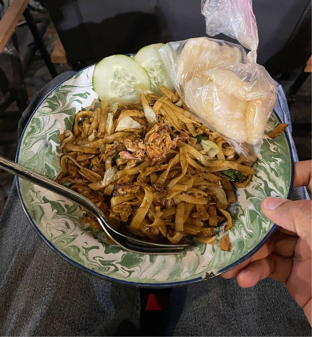 Bakmi Goreng Warkop Sopo uwenak!