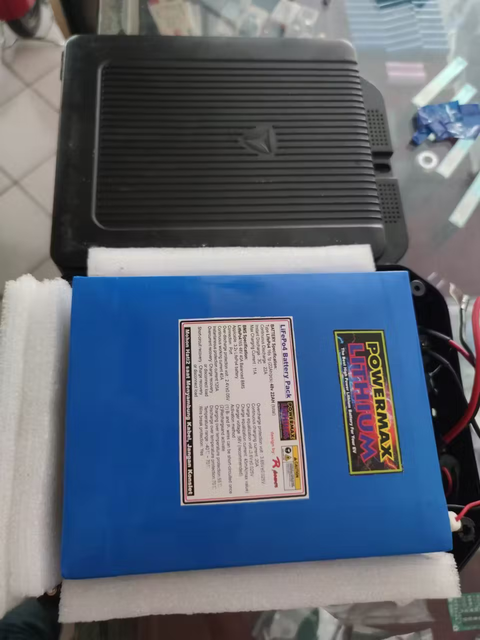 Cara masukin baterai ke casing